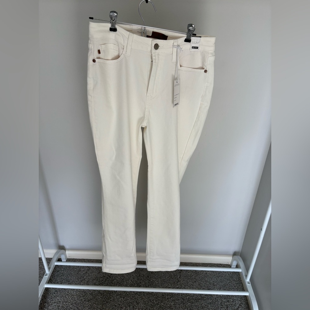 White Straight-Leg Jeans Judy Blue